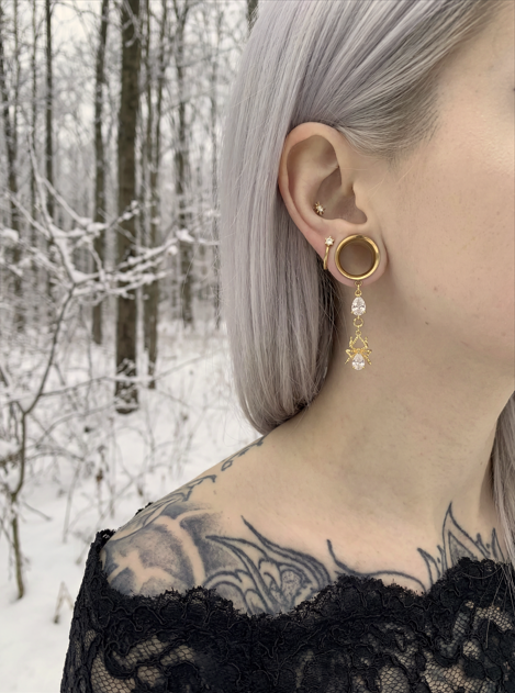 MARA - chic diamond spider gold ear tunnels 6mm to 38mm