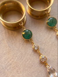 LOUISON - écarteurs sillimanite émeraude, oxyde de zirconium, argent 925 doré à l'or fin 24K