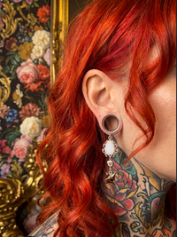 OLIVIA - Barocke Stacheldraht-Poison-Ohr-Tunnel 6mm bis 38mm