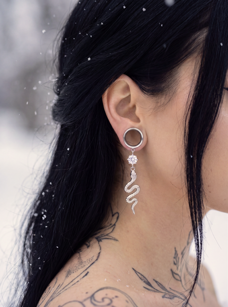 OLIVIA - Barocke Stacheldraht-Poison-Ohr-Tunnel 6mm bis 38mm