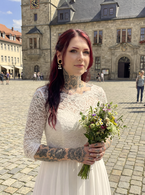 ISAURE - goldfarbene Dehnstäbe Hochzeit Strass Perlmuttperle 6mm bis 38mm