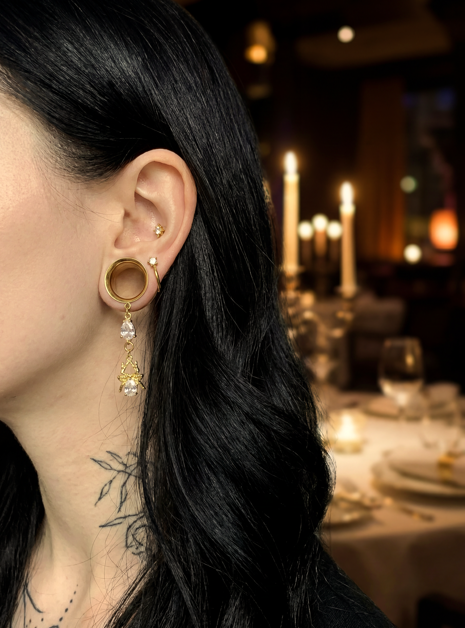 MARA - chic diamond spider gold ear tunnels 6mm to 38mm