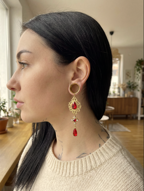 LULA - Gothic Ruby Red Baroque Plugs 6mm to 38mm