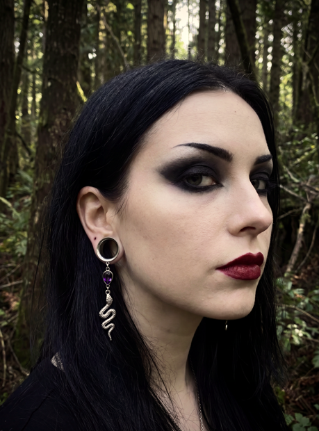 OLIVIA - Poison barbed baroque green ear stretchers 6mm to 38mm