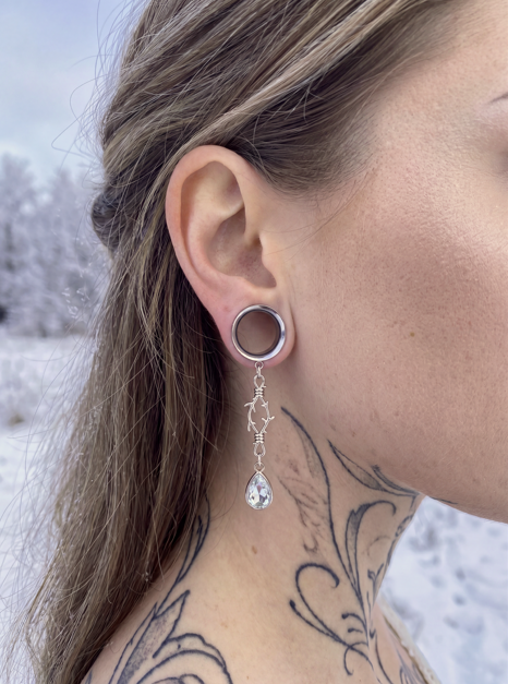 OLIVIA - Barocke Stacheldraht-Poison-Ohr-Tunnel 6mm bis 38mm