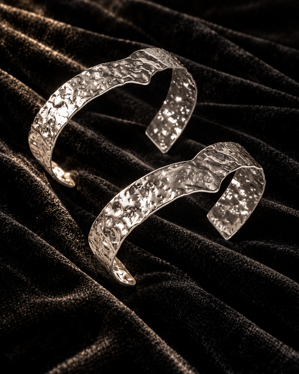 OONA - Bracelets médiévaux martelés