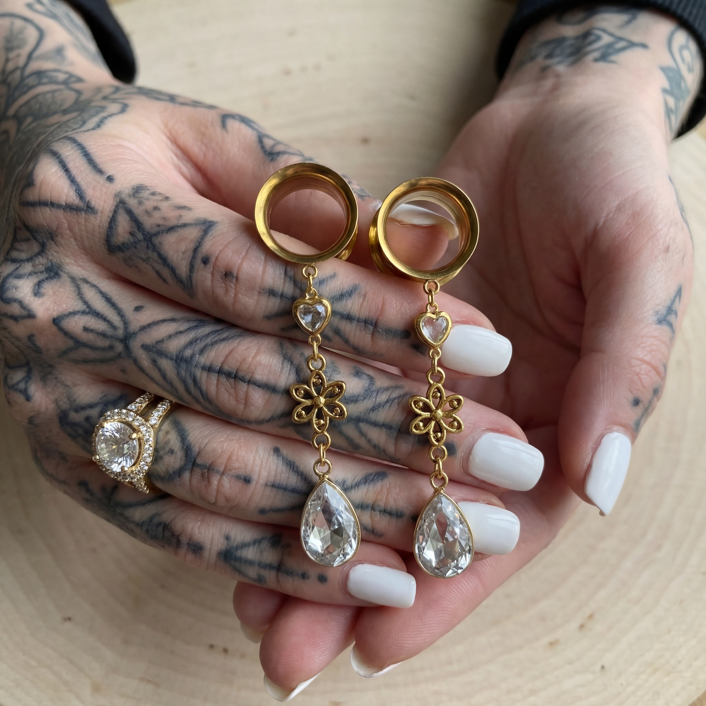 Ecarteurs dorés avec pendentifs en cristal gothique baroque 