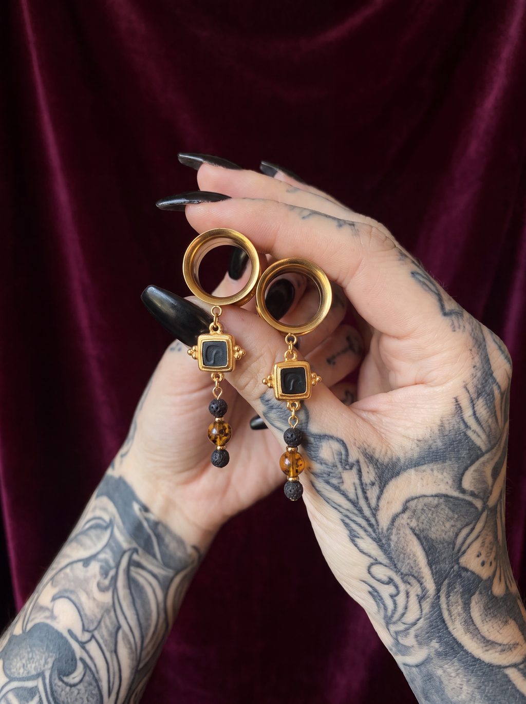 LULU - écarteurs dorés ambre, et pierres de lave 6mm à 38mm