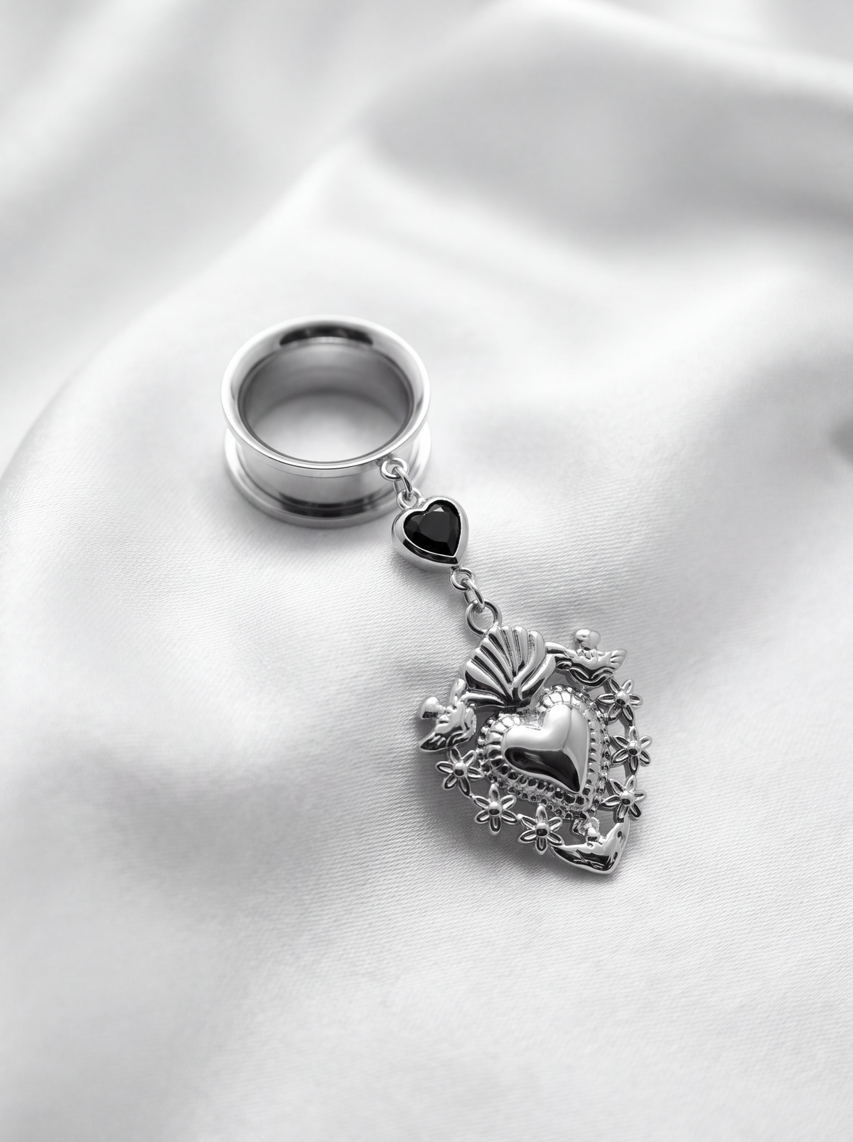 MATHILDE - écarteurs argent ex voto noir du 6mm au 38mm