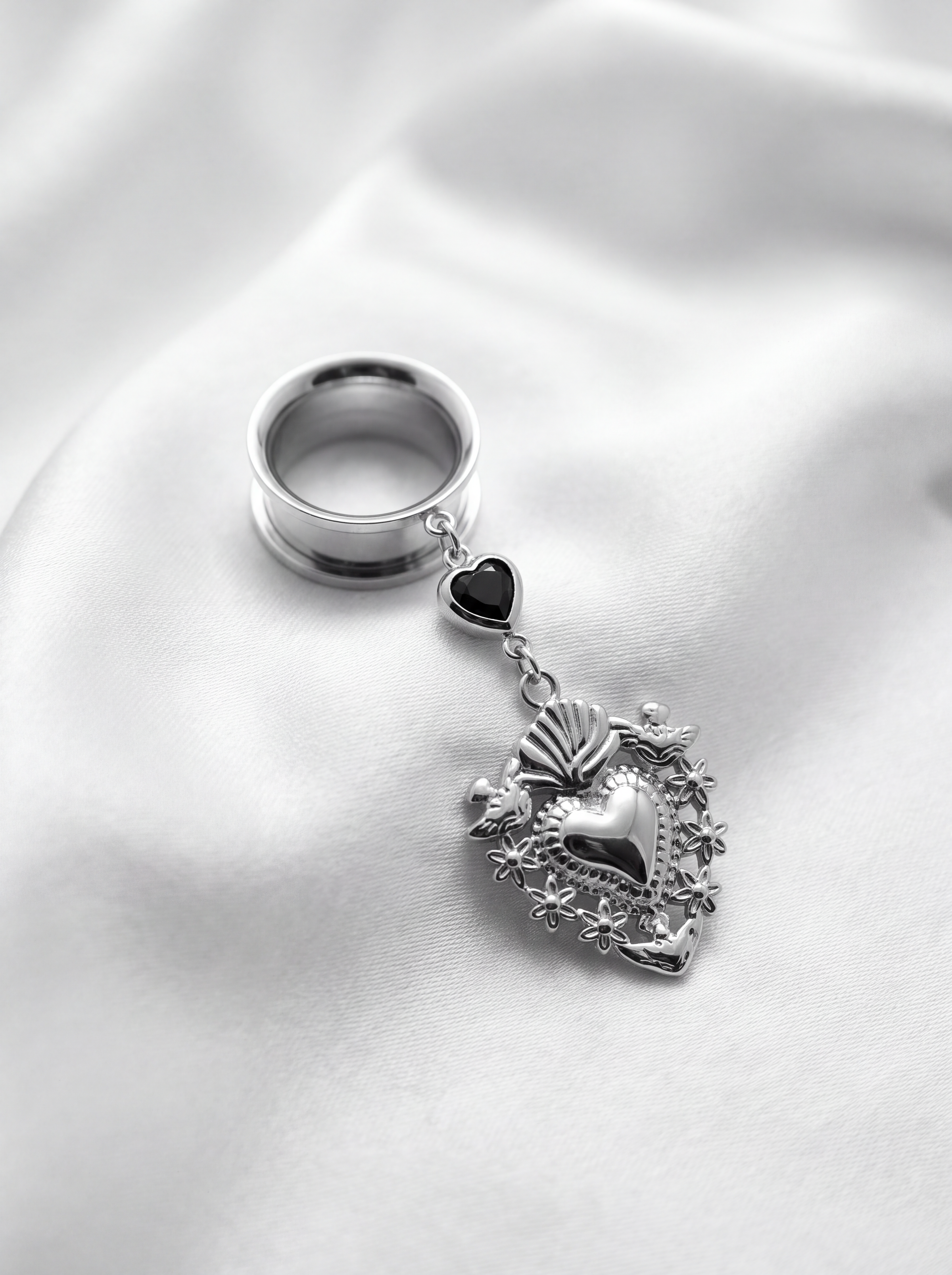 MATHILDE - écarteurs argent ex voto noir du 6mm au 38mm
